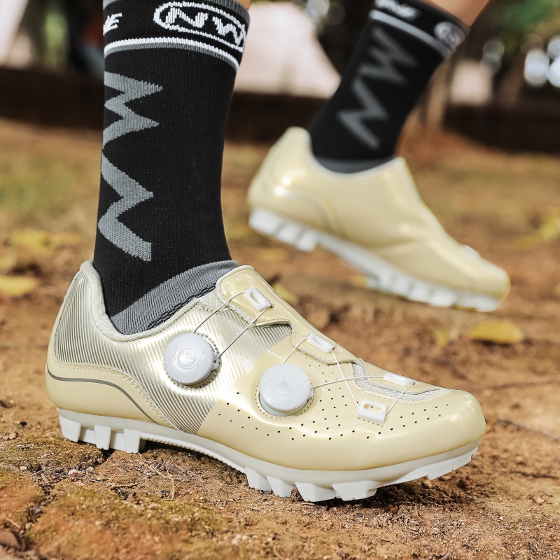 メンズロードマウンテンバイクライディングシューズ、快適な四季 - Cycling Shoes For Commute のレビューと価格